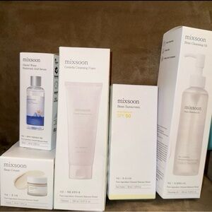 Mixsoon Skincare Cleanser & Exfoliant Set - White